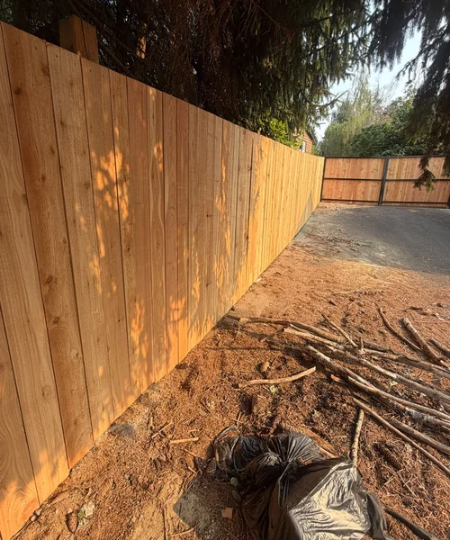 240ft State Style fence with metal fence gate with 4x4 post in Buckley 
